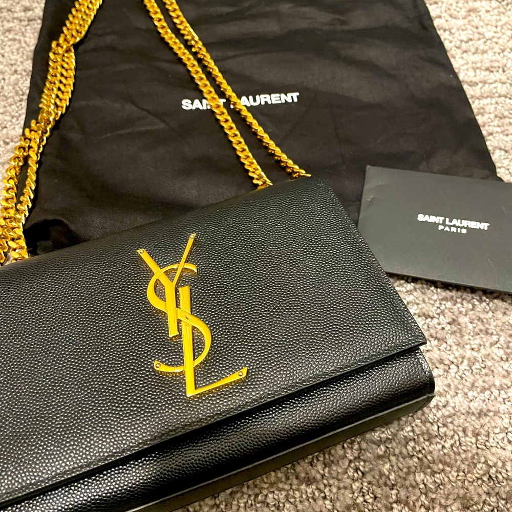 Small Kate - Yves Saint Laurent chain bag in Grain De Poudre